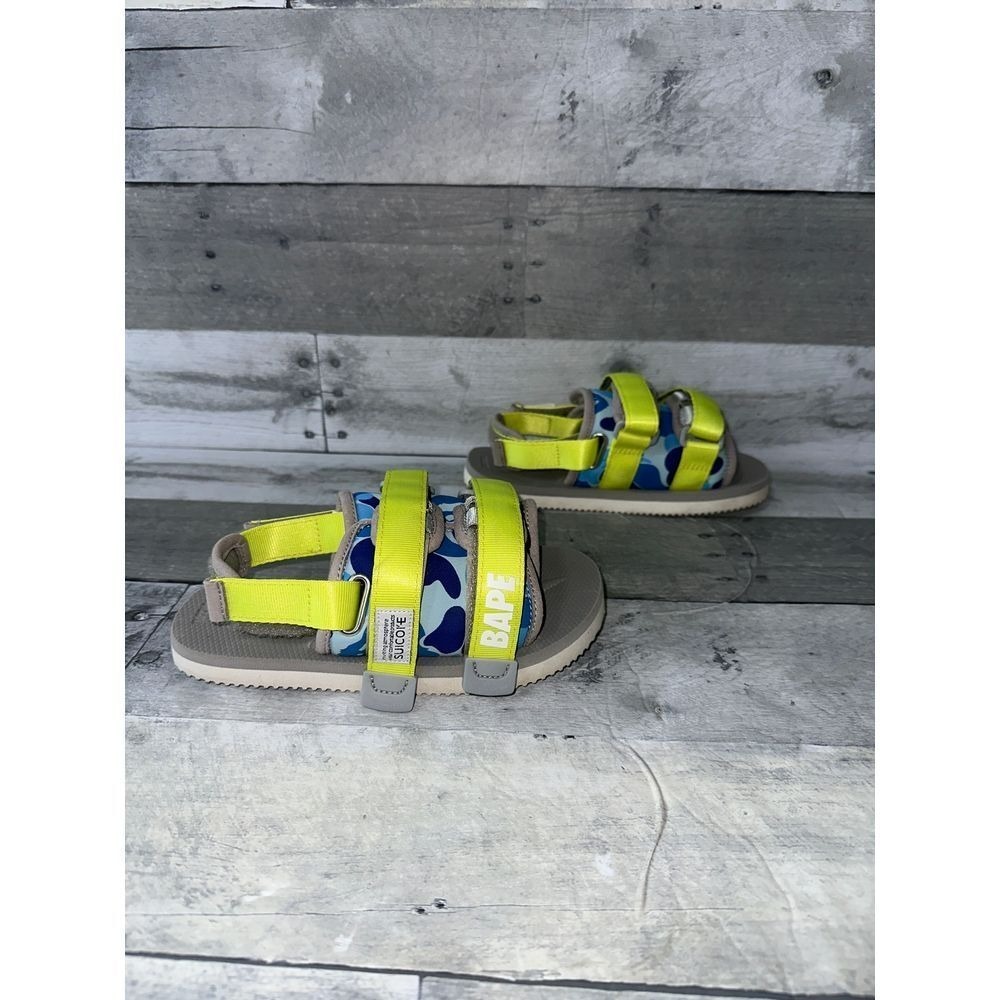 BAPE‎ x Suicoke Neon Camo Sandals Summer Beach Outdoor Sz US 13K - Picture 3 of 8